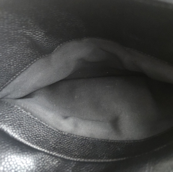 Chanel Vintage Caviar Petite Timeless Shopper Tote – Black - Picture 9 of 17